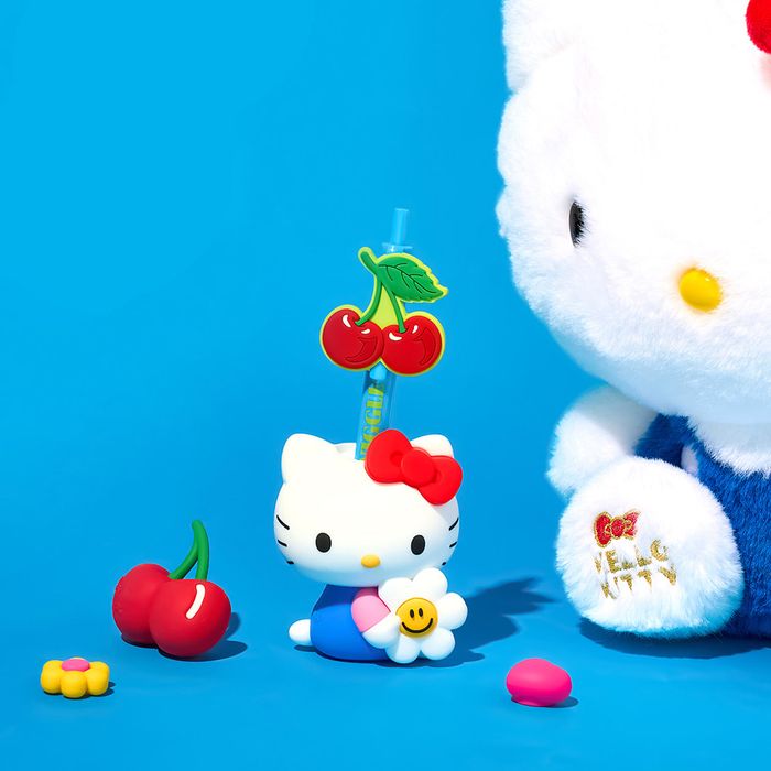 Korea| Hello Kitty & Wiggle Wiggle Toothbrush Holder