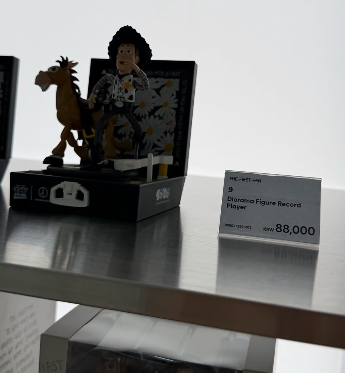 Korea Exclusive|Toy Story x Peaceminusone Diorama Figure Record Player