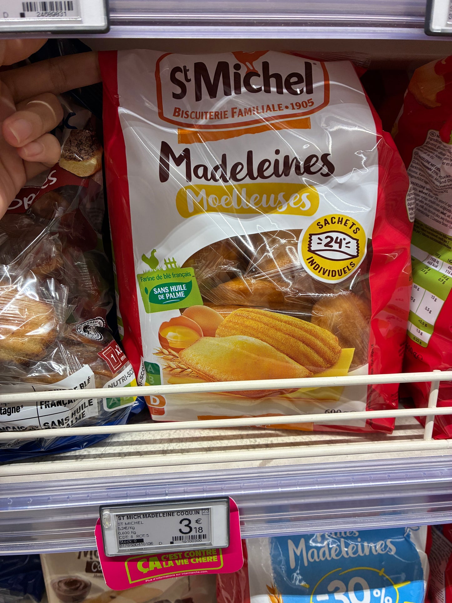 6月法國超市零食 St michel madeleines
原味