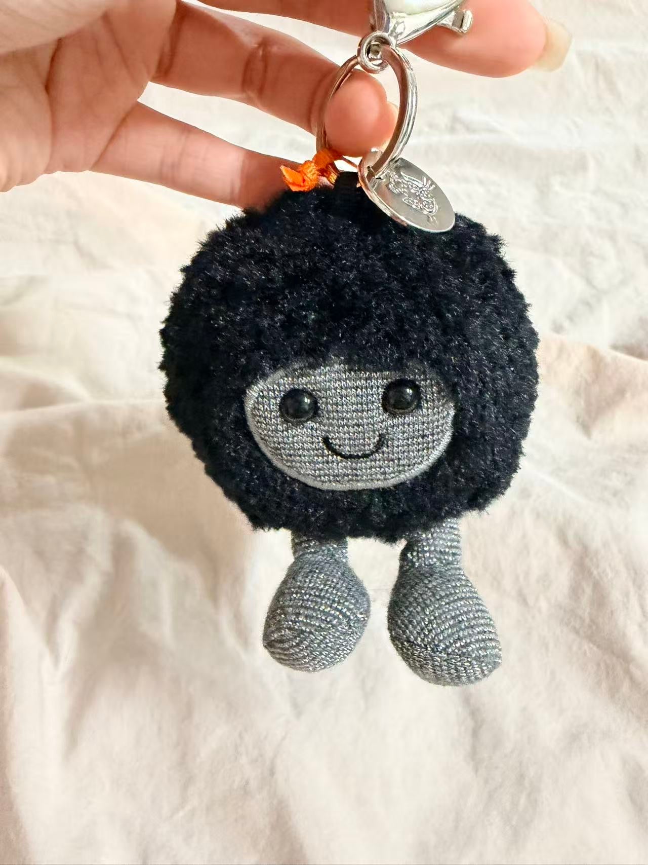 2026 3 月新品 Jellycat black hold bag charm