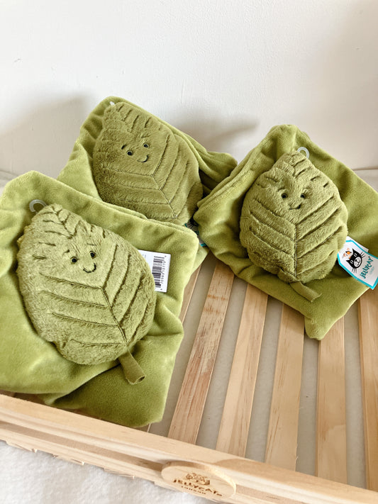 16/7 7 月中下旬到貨 jellycat Woodland beech leaf soother 
