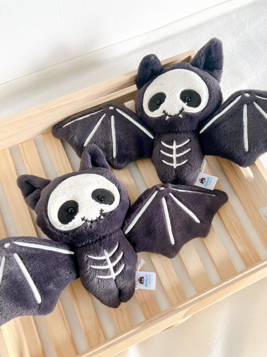 1/8 8月中到貨 Jellycat Skelebat jim