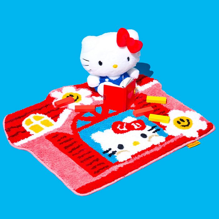 Korea｜ Hello Kitty & Wiggle Wiggle Bath Mat