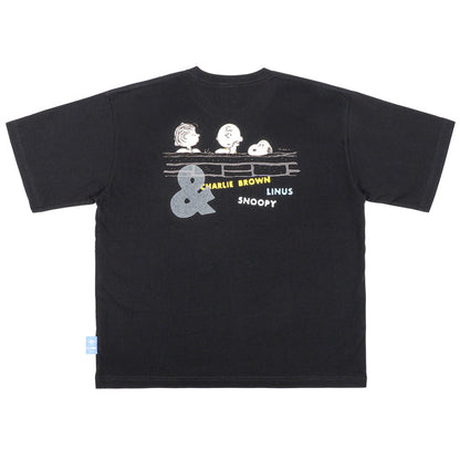 Peanuts Linus & Friends T-Shirt