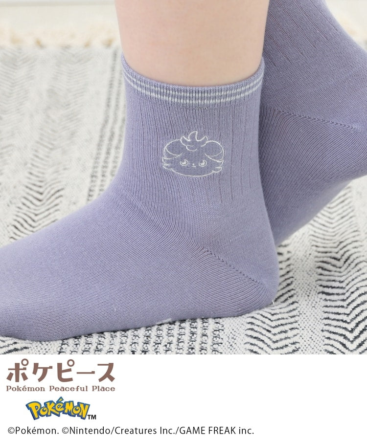 Japan｜Poképeace Embroidered Socks Black