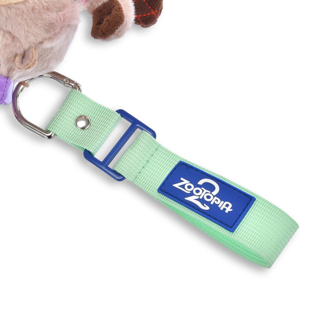 Zootopia Fish Market Nibbles Maplestick Plush Keychain