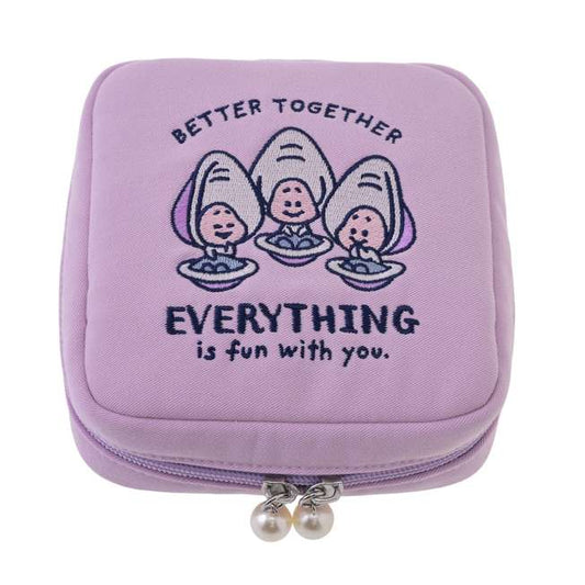 Young Oyster Square Pouch