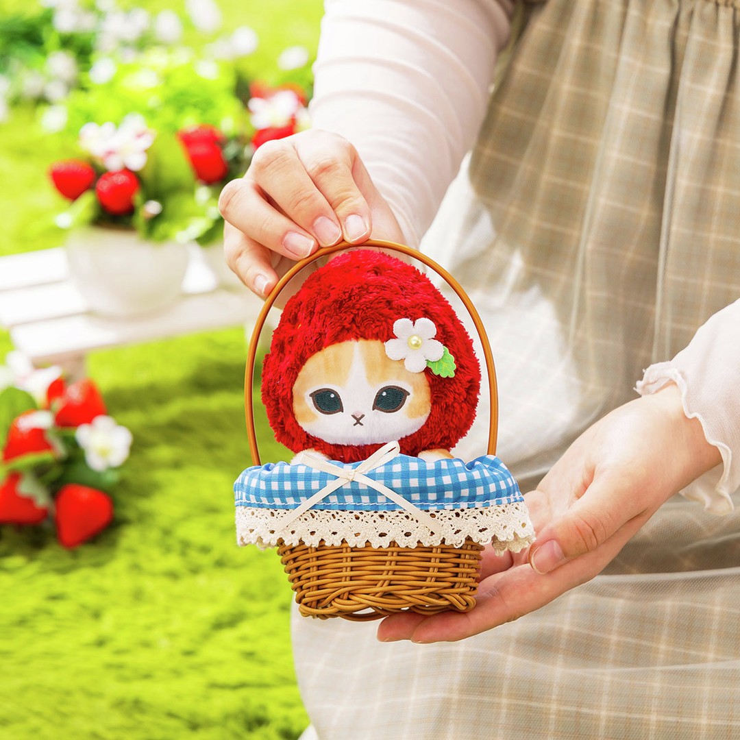 Japan｜ mofusand Merci Strawberry Plush Toy in basket