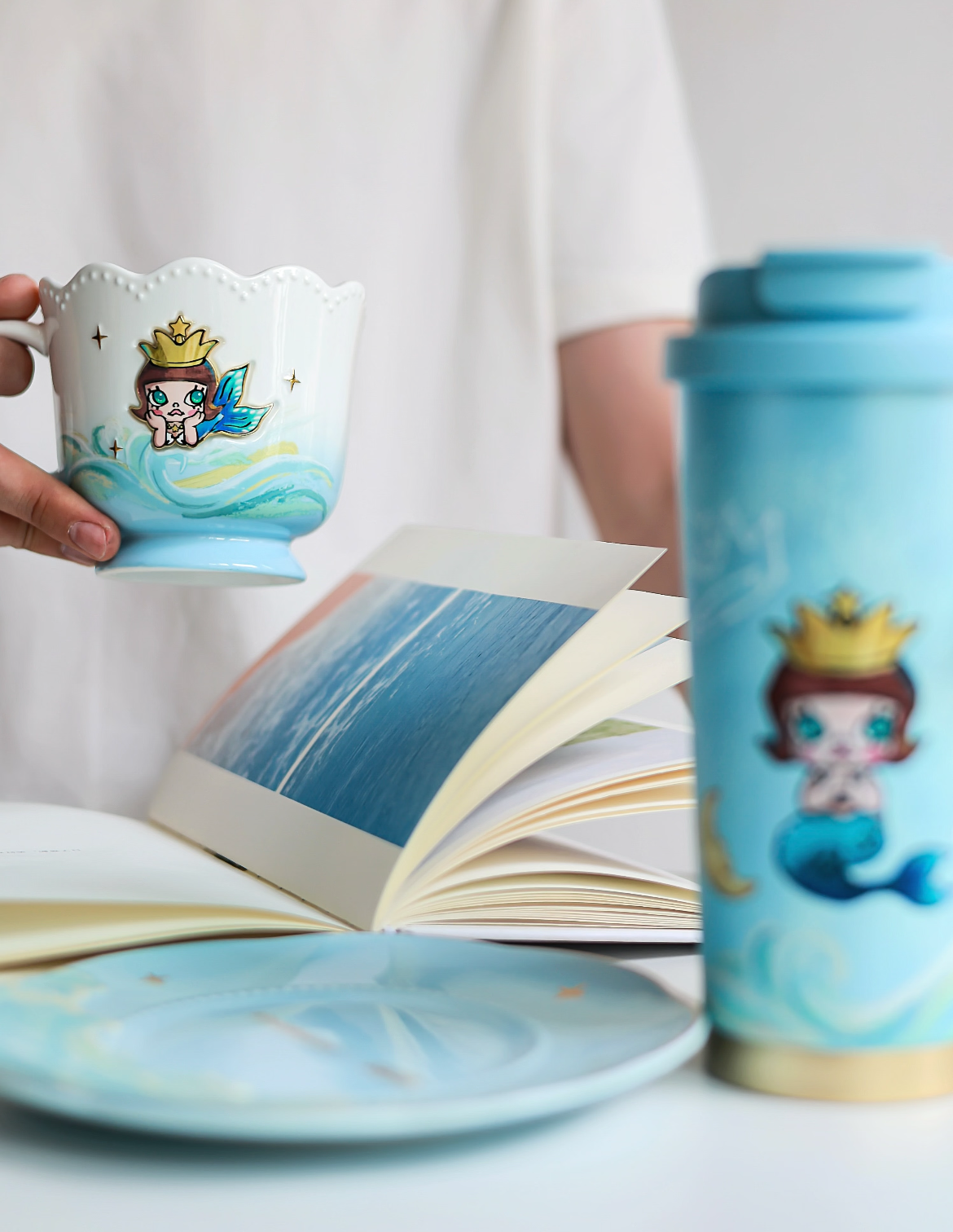 China｜ Starbucks x POP MART Molly Mermaid Travel Tumbler