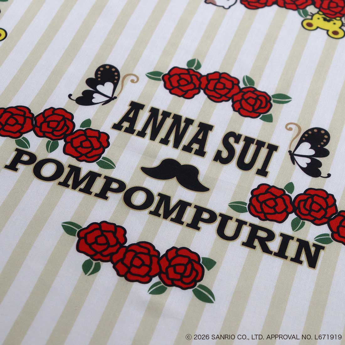 ANNA SUI x Pompompurin Print Handkerchief - Rose Red