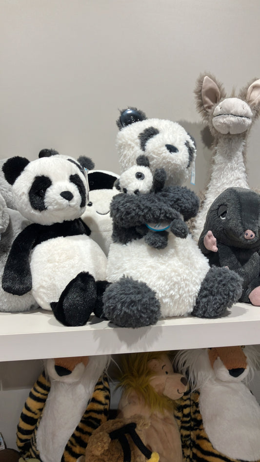 23/7 小店連線-8月中到貨jellycat Huddles Panda