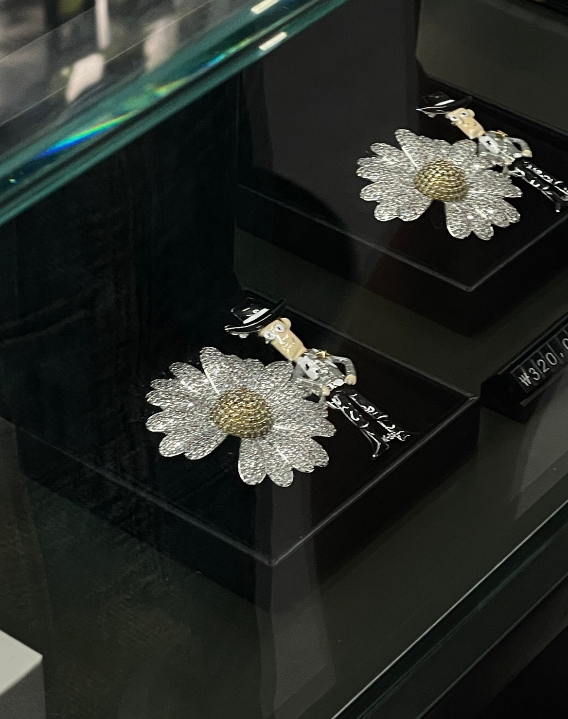 Korea Exclusive｜Toy Story x Peaceminusone Jewel Pin Daisy