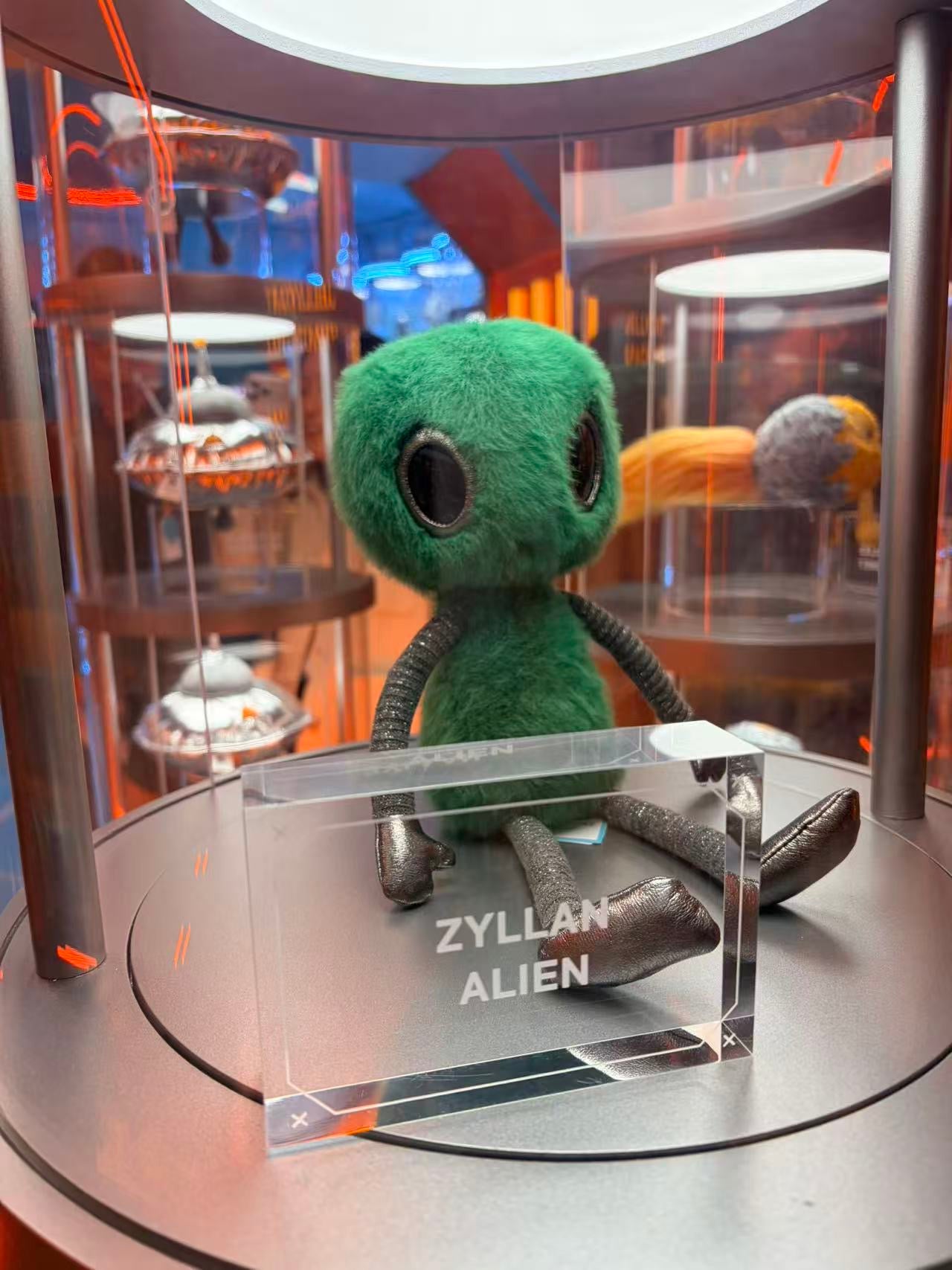 [ KoreaExclusive ] Jellycat  Zyllan Alien set (連貼紙,襟章,包裝)