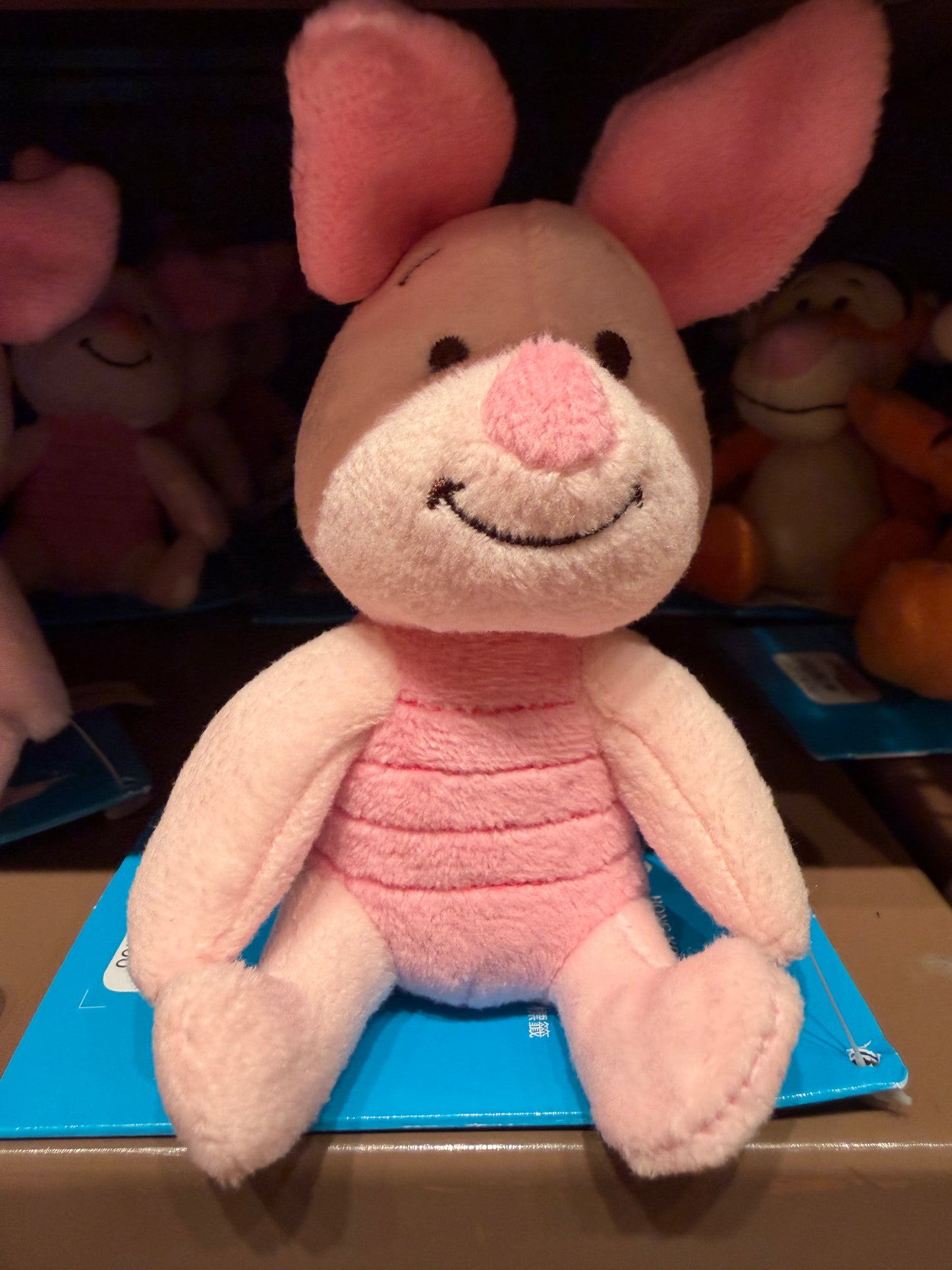 HKDL｜Piglet Shoulder Sitting Plush