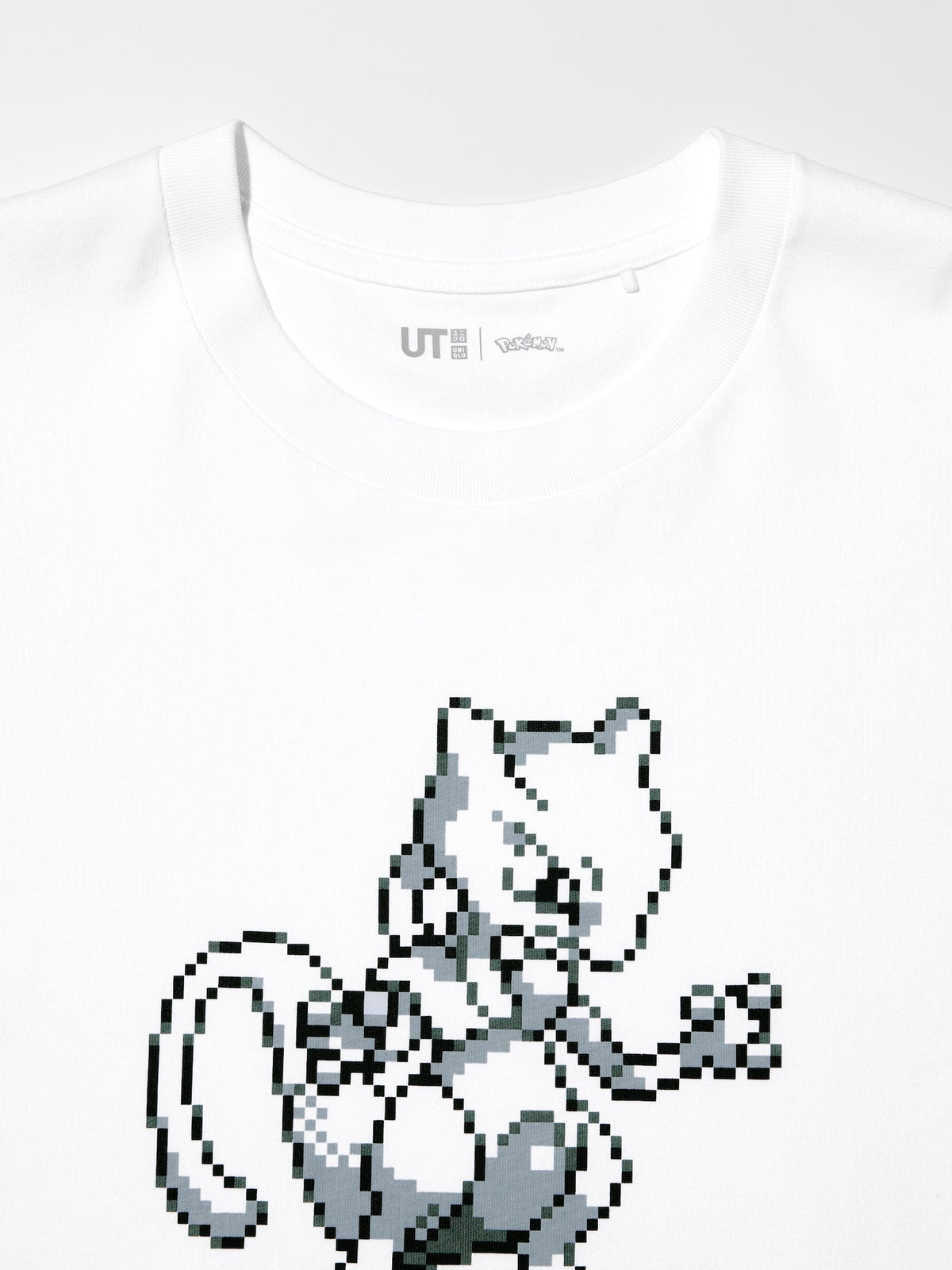 UNIQLO Pokémon Mewtwo UT Graphic T-Shirt