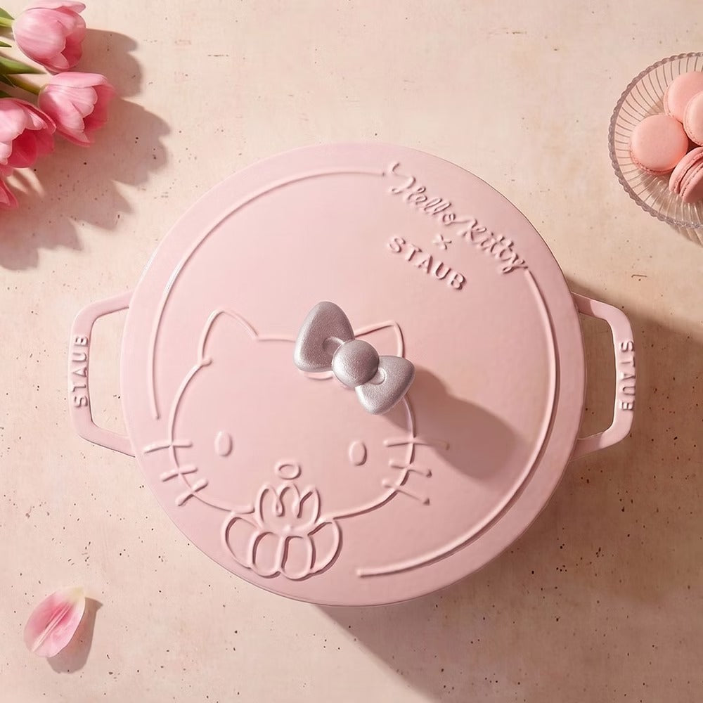 TAIWAN｜ STAUB x Hello Kitty Pink Cheese Dream Embossed Enamel Cast Iron Wok 24cm (Classic Kitty)
